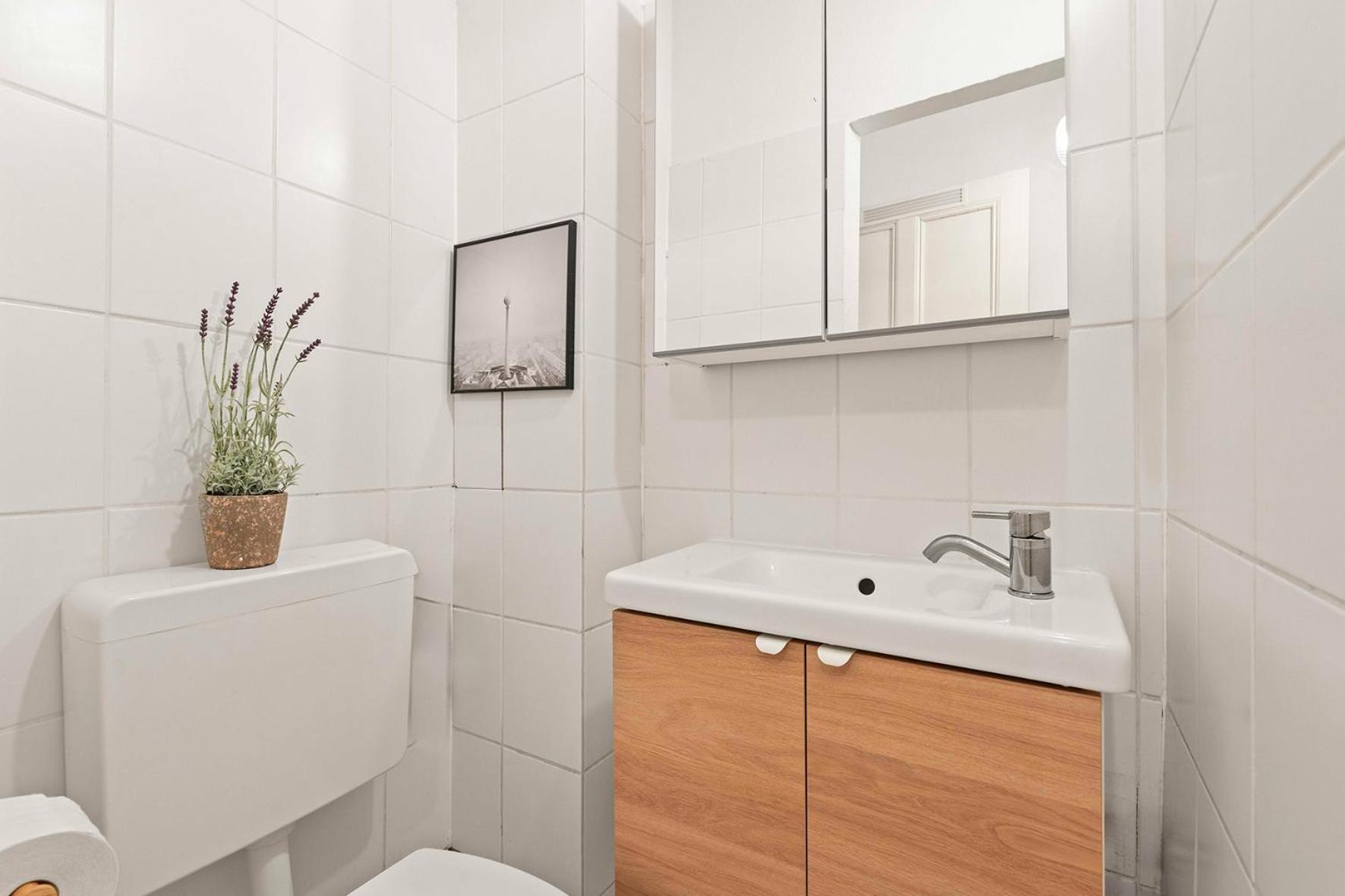 Appartement 33 H S-bahn Schoenhauser Allee *