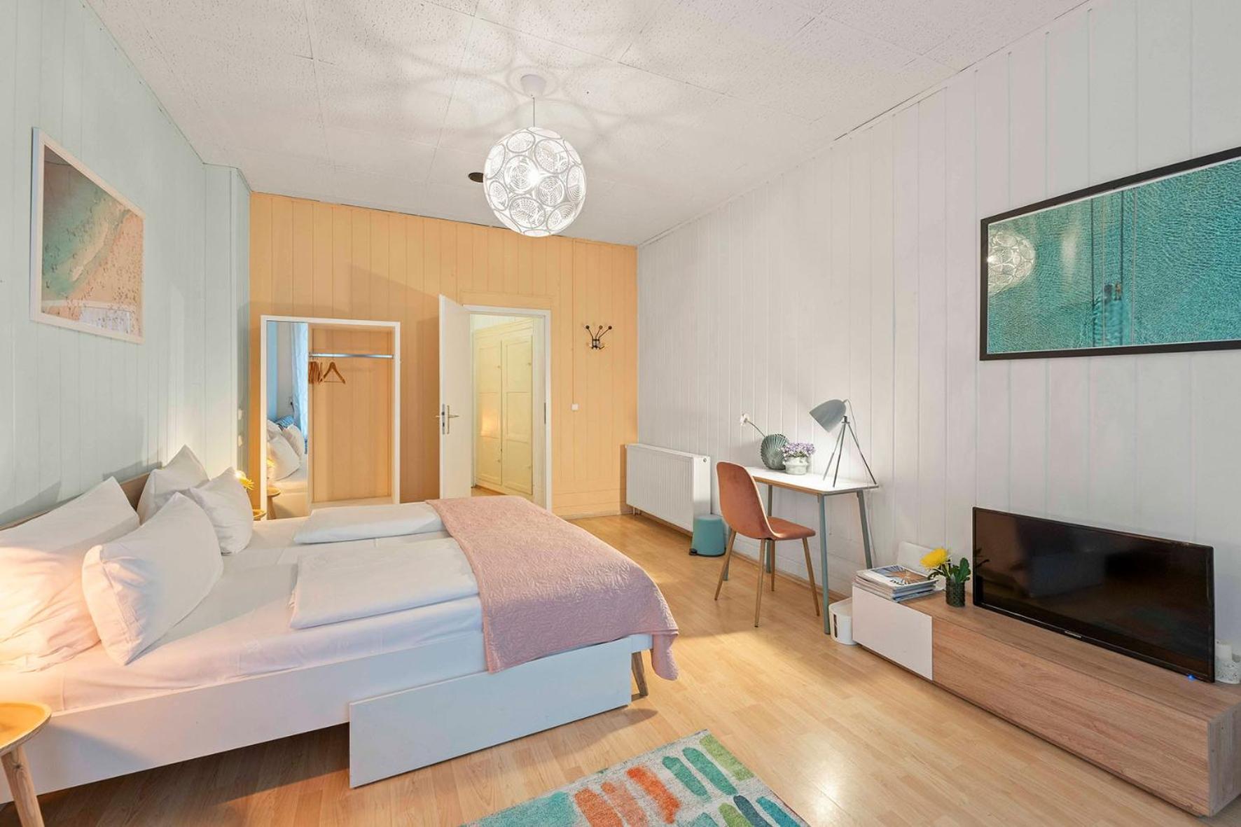 33 H S-bahn Schoenhauser Allee Appartement Berlijn