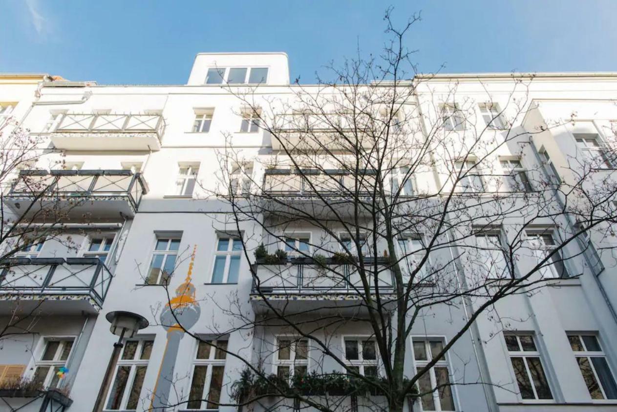 Appartement 33 H S-bahn Schoenhauser Allee Berlijn