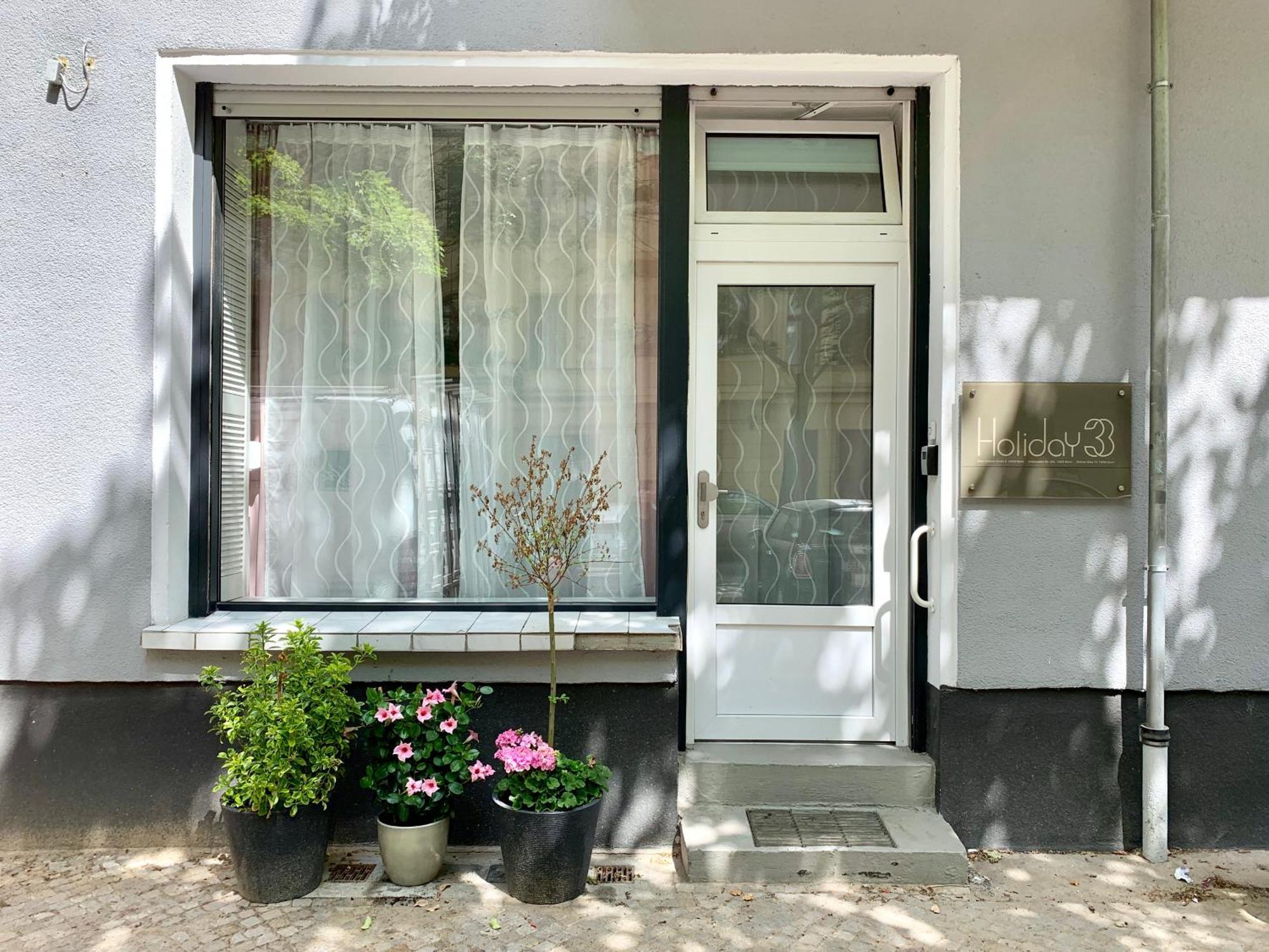 Appartement 33 H S-bahn Schoenhauser Allee *
